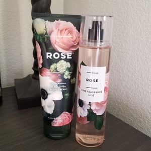 Rose 🌹 bath and body works set
